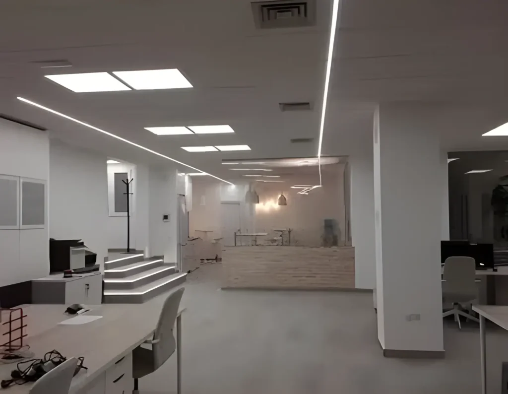 Local comercial reformado por empresa de Reformas Jaen